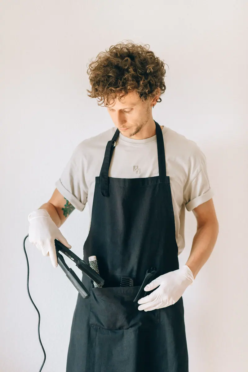 Marcus Bell, Senior colorist