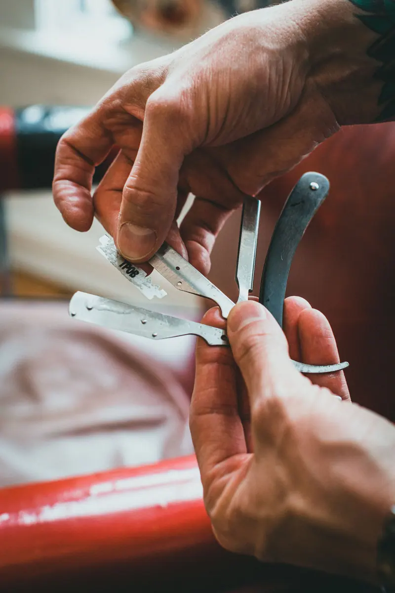Straight razor sharpening