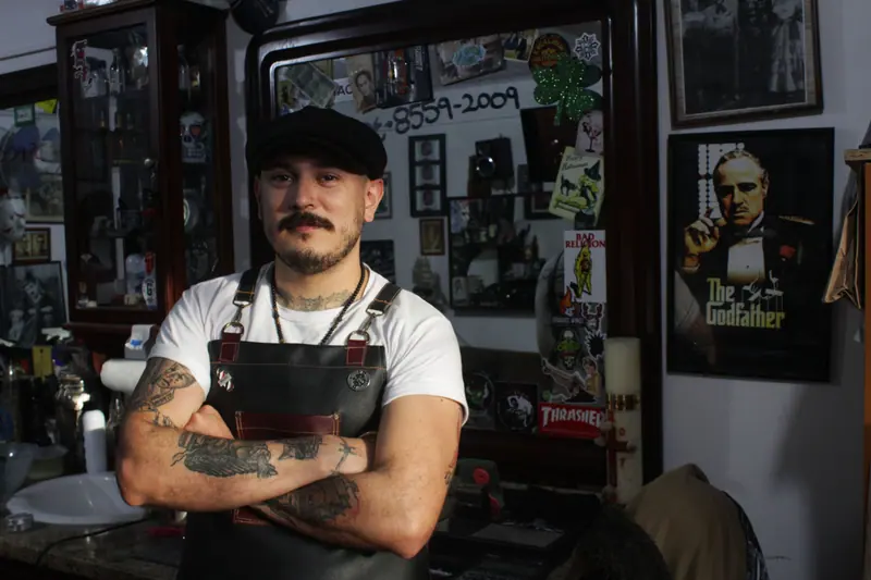Elias Moreau, Barber