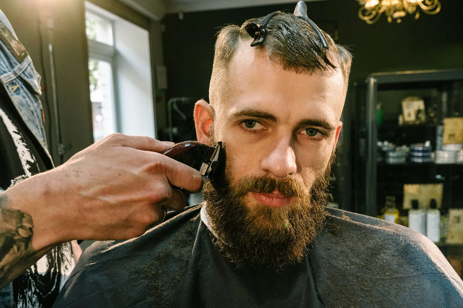 Bearded client mid-cut
