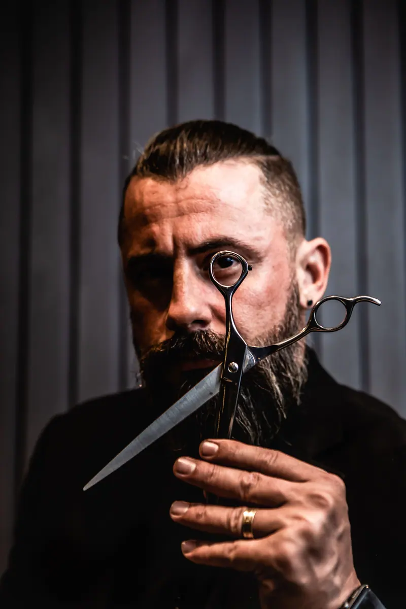 Rafe Kincaid, Shave & beard specialist