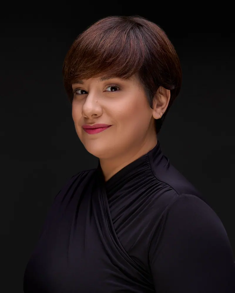Sasha Bell, Senior Stylist