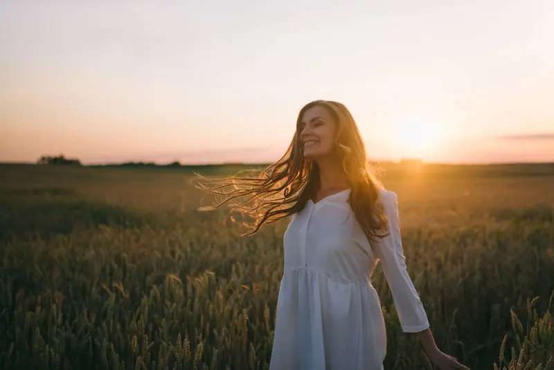 Golden-hour waves in a field