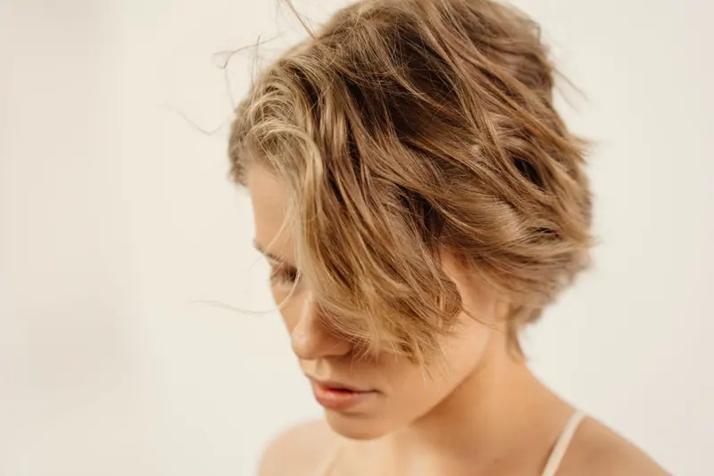 Short, textured blonde crop