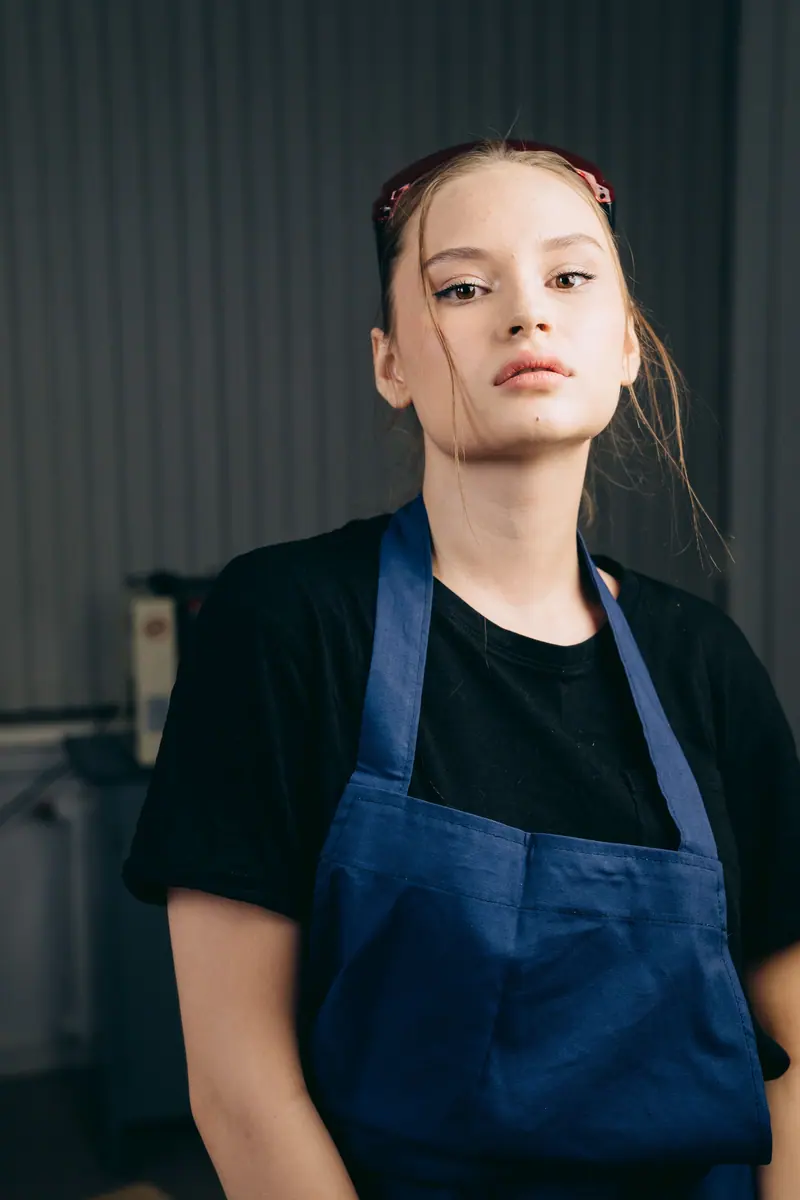 Hannah Ruiz, Stylist