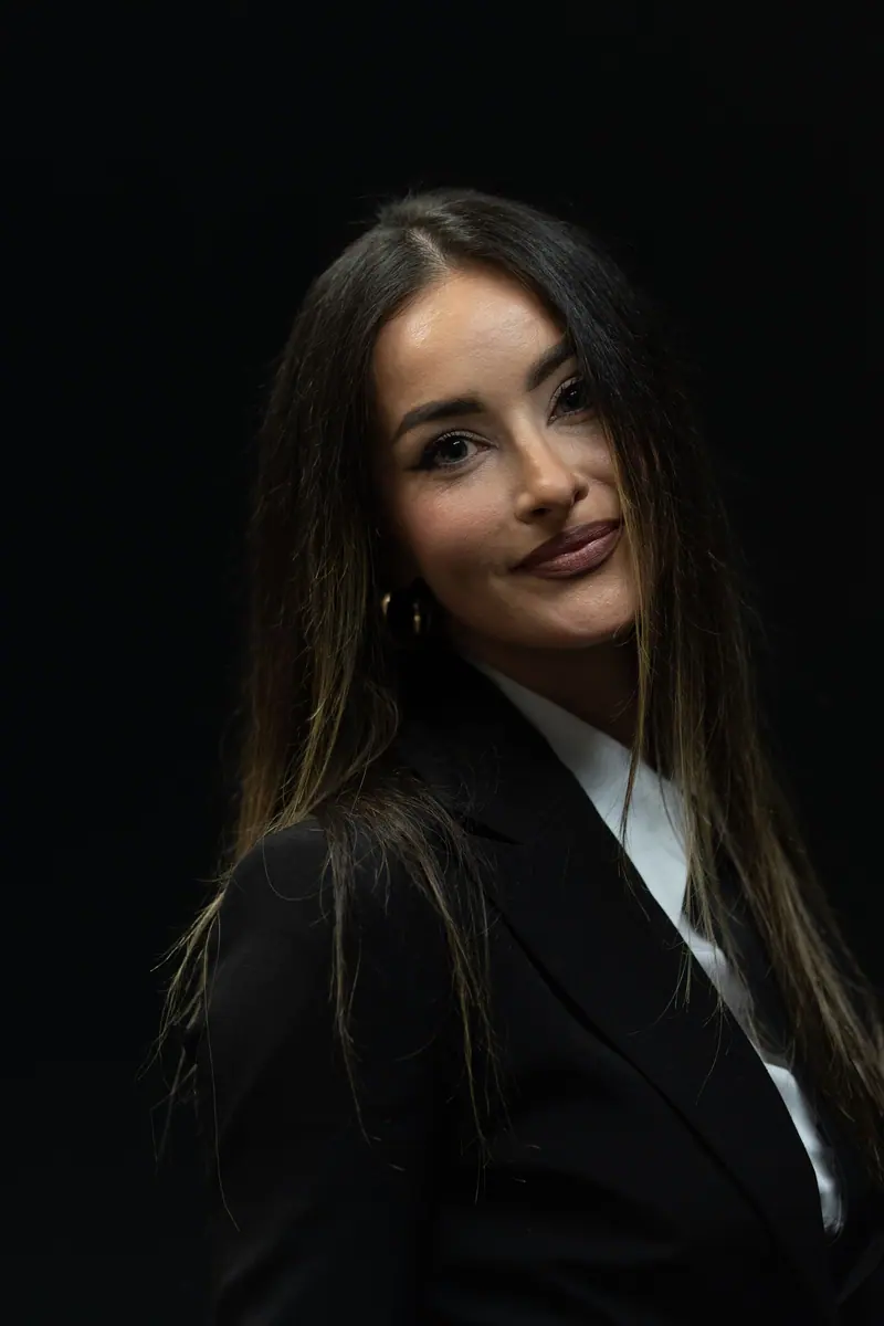 Hollis Kim, Makeup artist