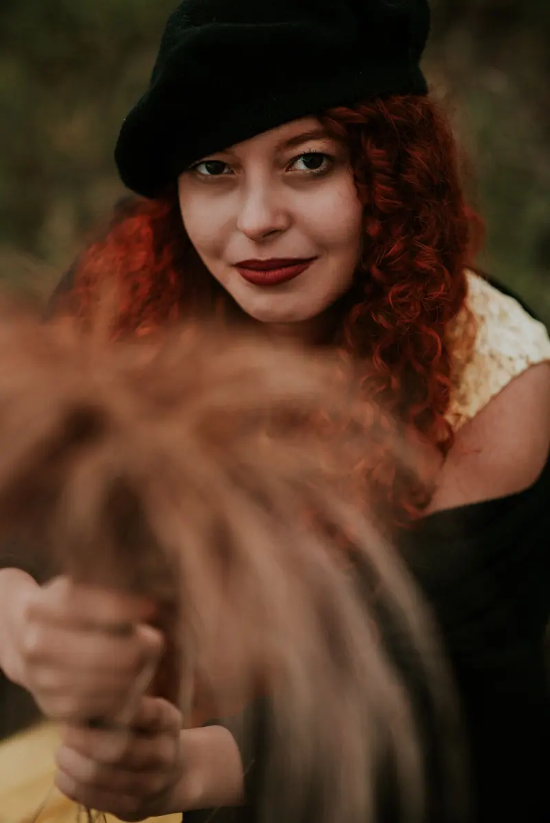 Harper Quinn, Colorist · Curls