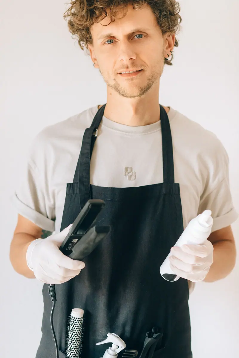 Andre Thibault, Senior colorist