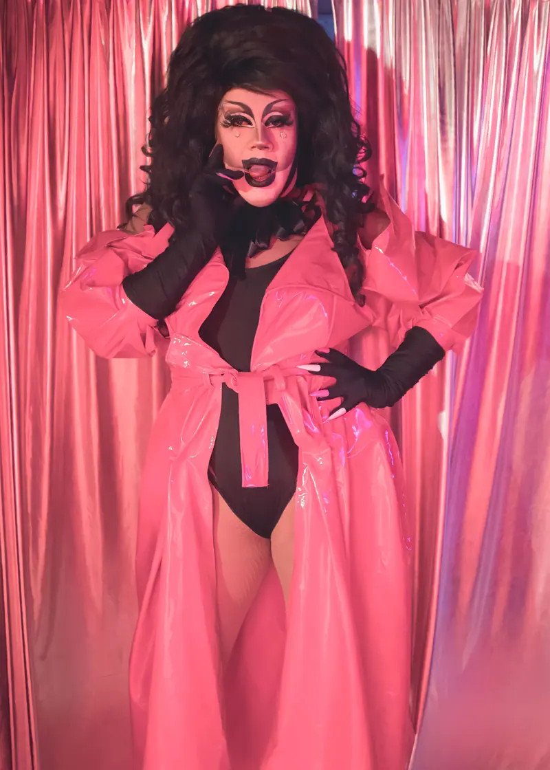 Drag queen in head-to-toe pink