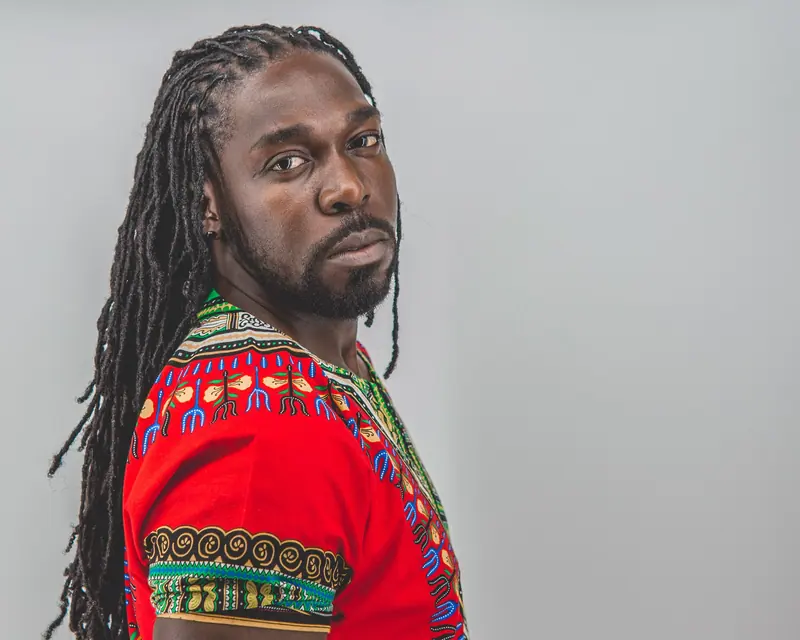 Kofi Mensah, Loctician