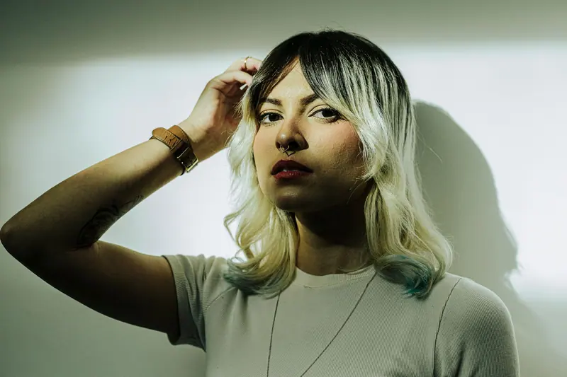 Hallie Brandt, Pastel & rose-gold colorist
